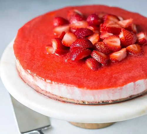 20 Unique Strawberry Cake Designs With Images In 2024