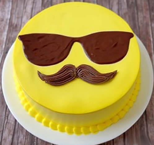 20 Simple and Unique Pineapple Cake Designs With Images 2024