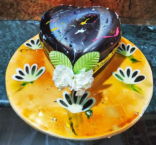 20 Simple and Unique Pineapple Cake Designs With Images 2024