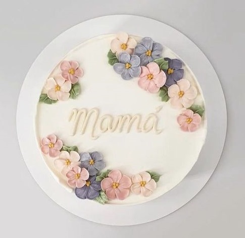 20 Special &amp; Unique Birthday Cake Designs For Mom 2024