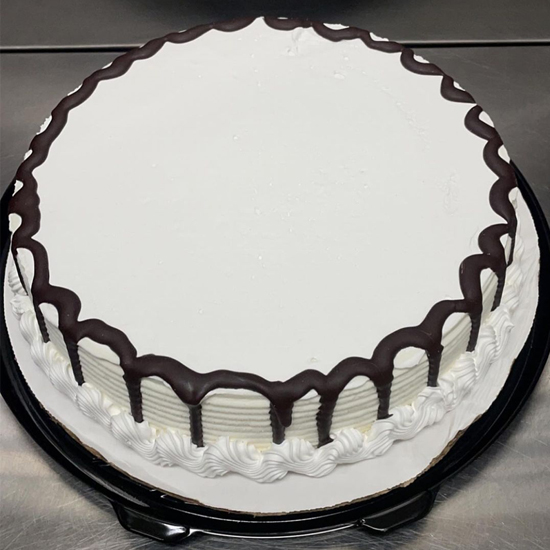 Crafting the Perfect Homemade Ice Cream Cake: Recipe &amp; Tips