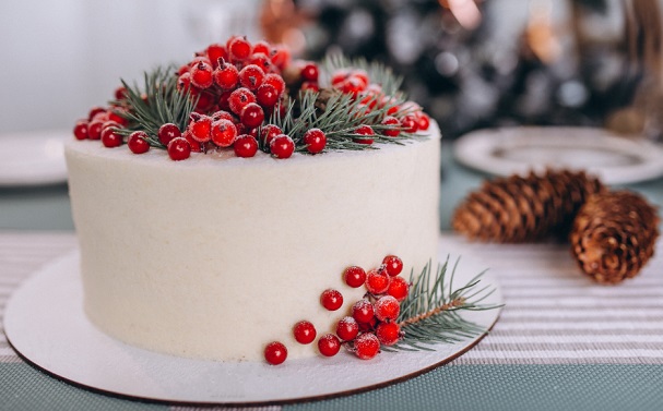 20 Simple Christmas Cake Designs To Try In 2024