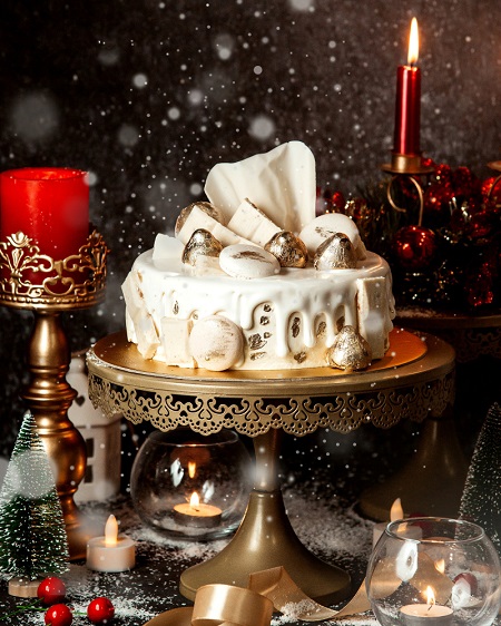 20 Simple Christmas Cake Designs To Try In 2024