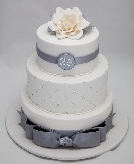 20 Unique 25th Anniversary Cake Designs With Photos In 2024