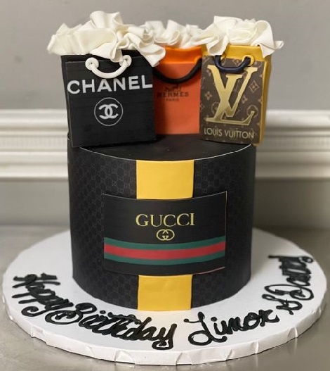 20 Romantic Mini Birthday Cake Designs for Boyfriend