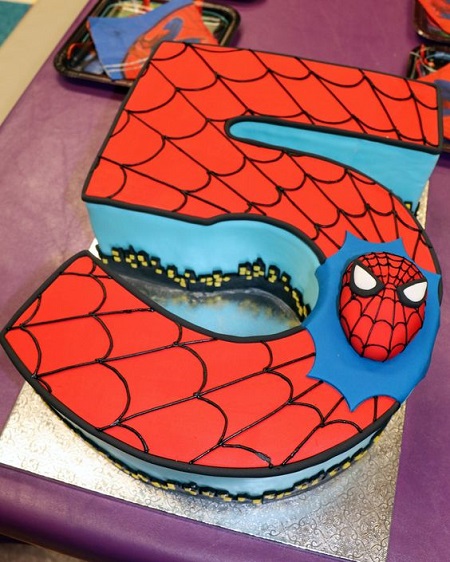 20 Spiderman Cake Designs for Superhero Style Celebrations