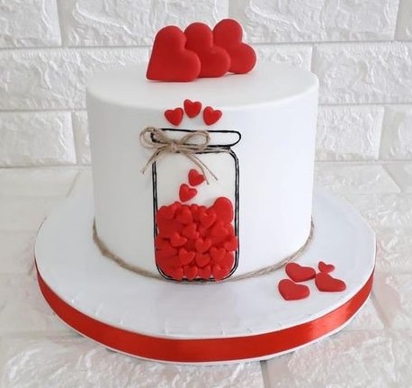 20 Lovable Cake Designs for Valentine's Day 2025