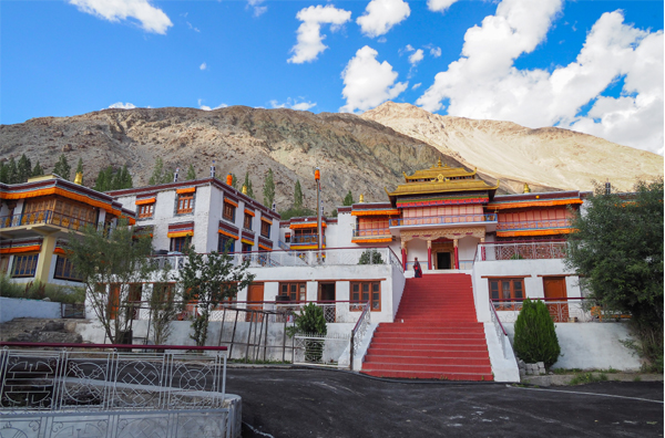 Leh Ladakh Tourist Destinations: 15 Best Places to Visit