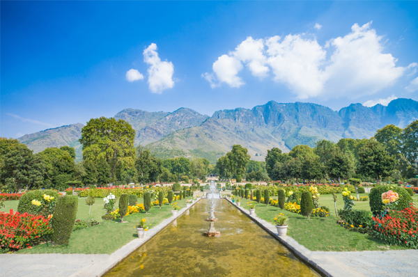 12 Best Tourist Places to Visit in Srinagar | I Fashion Styles