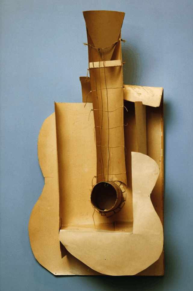 20 Different Types of Sculptures in the World (Names &amp; Pics)