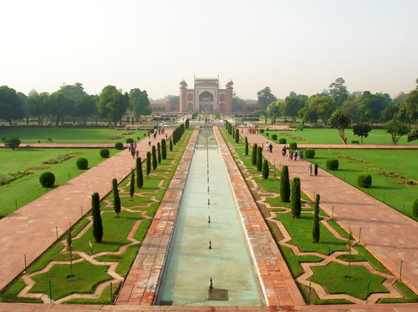 9 Famous Parks in Agra with Pictures | I Fashion Styles