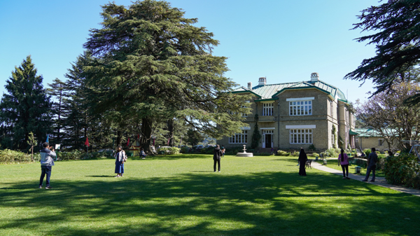 15 Best Tourist Places to Visit in Himachal Pradesh | I Fashion Styles