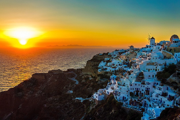 Top 15 Greece Tourist Places to Visit | I Fashion Styles