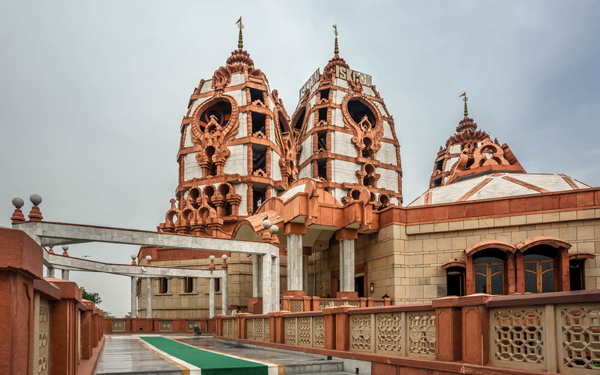 Top 9 Iskcon Temples in India | I Fashion Styles
