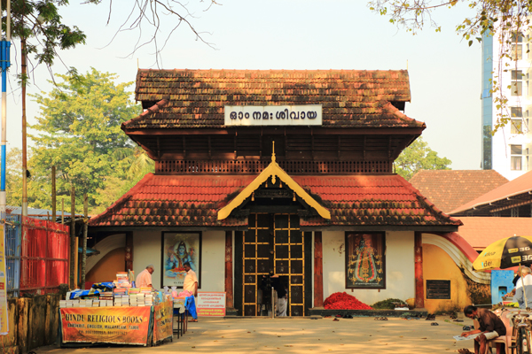 9 Most Famous Temples In Kochi To Visit In 2024