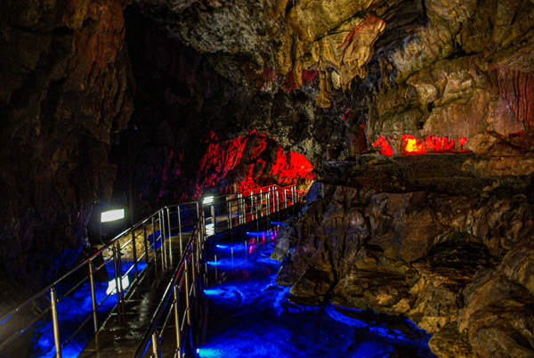 9 Famous Limestone Caves With Pictures | I Fashion Styles