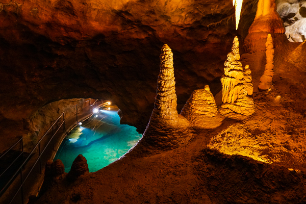 9 Famous Limestone Caves With Pictures | I Fashion Styles