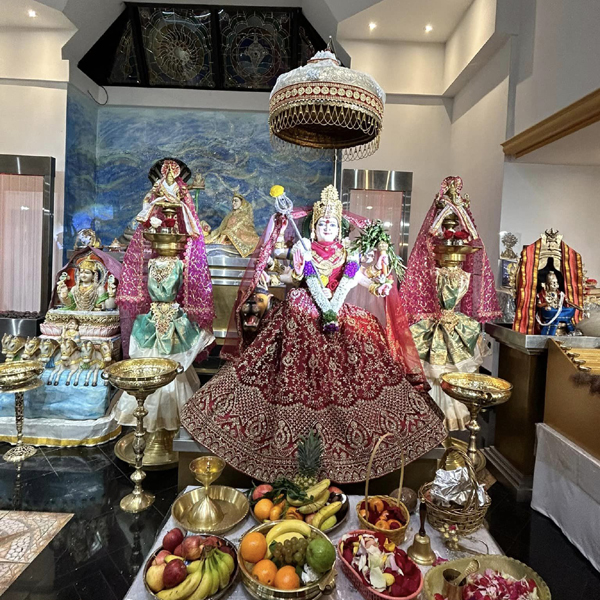 12 Must Visit Temples In Canada | I Fashion Styles