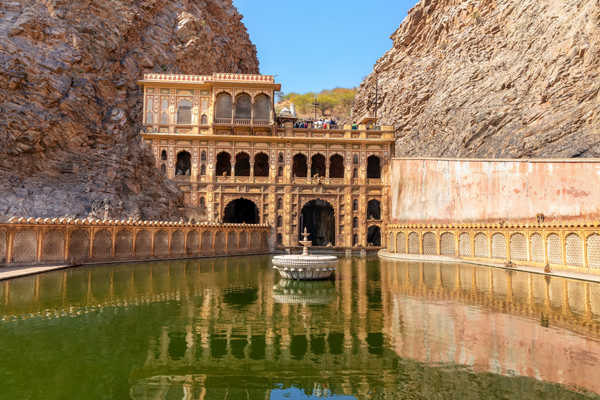 10 Must Visit and Famous Temples In Jaipur 2023