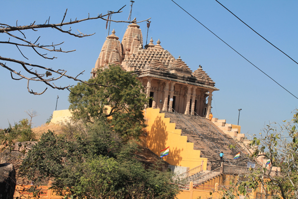 8 Best and Famous Temples in Bhopal with Details