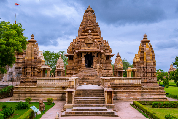 9 Most Alluring Temples in Madhya Pradesh | I Fashion Styles
