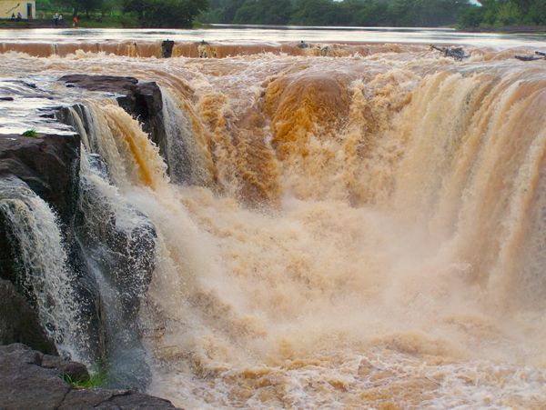 10 Best Waterfalls in Maharashtra That Will Take Your Breath Away