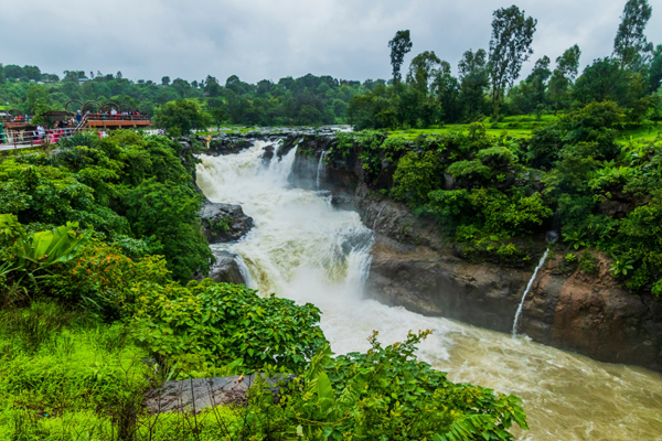 10 Majestic Waterfalls Near Mumbai With Highlights | I Fashion Styles
