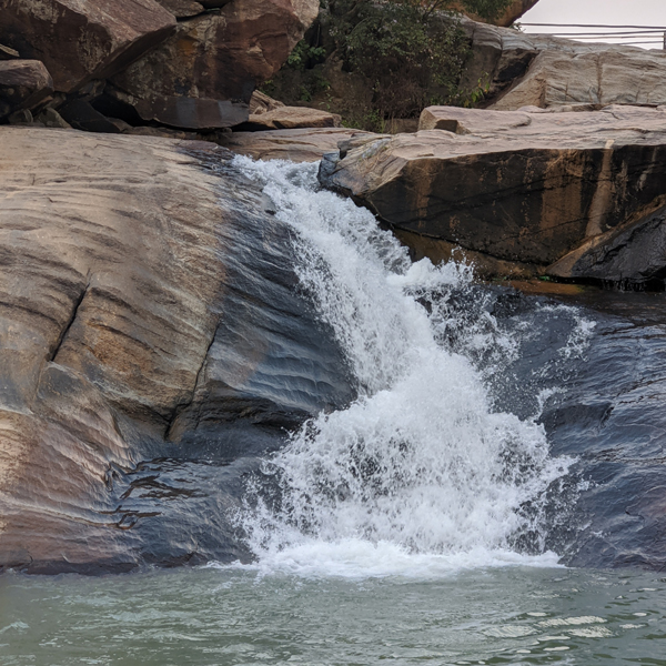 The Complete Guide to See Beautiful Waterfalls in Jharkhand |Stylesatlife