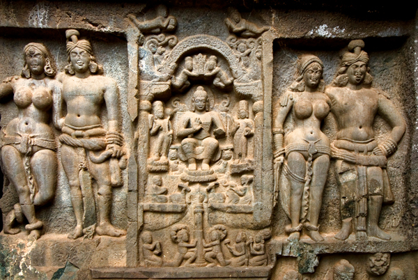 Wonders of Karla Caves Located in Lonavla with Photos | I Fashion Styles