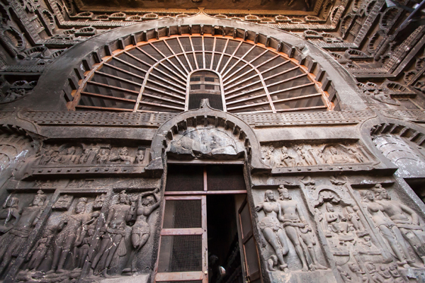 Wonders of Karla Caves Located in Lonavla with Photos | I Fashion Styles