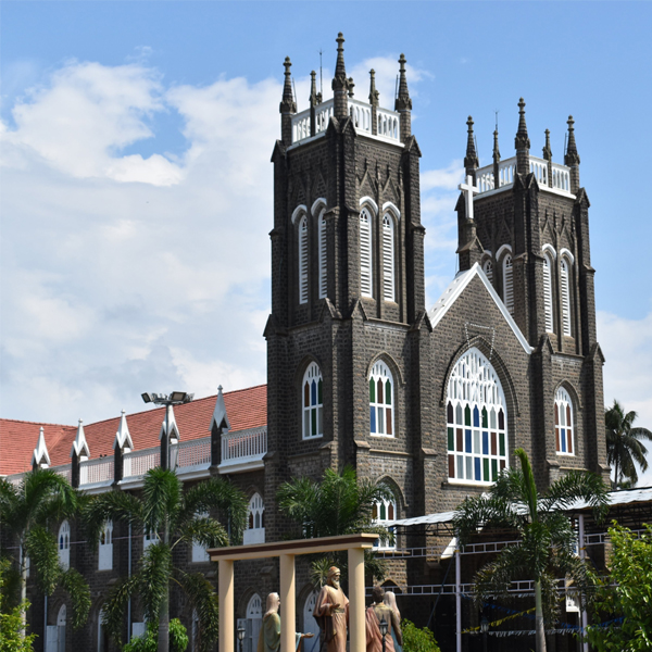 10 Most Famous Churches in Kerala You Must Visit In 2024