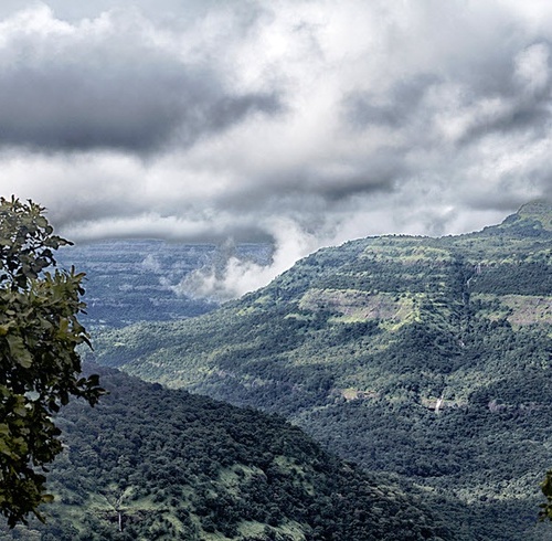 9 Most Stunning Honeymoon Places in Mumbai | I Fashion Styles