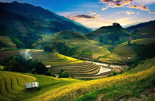 Top 15 Honeymoon Places For Young Couples in 2023