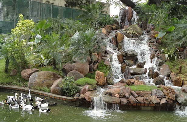 Top 15 Tourist Places In Chennai (With Photos &amp; Details 2023)