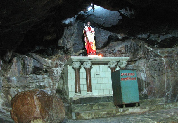 Top 15 Tourist Places In Chennai (With Photos &amp; Details 2023)