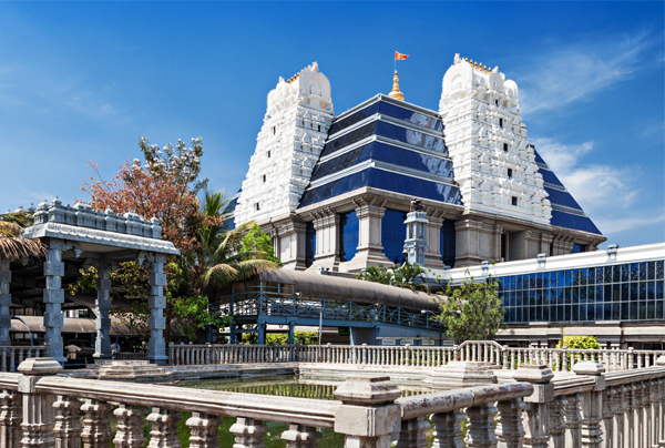 9 Famous Temples in Karnataka with Information | I Fashion Styles