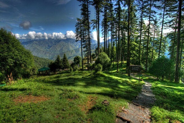 Top 30 Famous Hill Stations in India For an Enjoyable Vacation