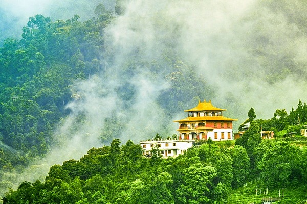 Top 30 Famous Hill Stations in India For an Enjoyable Vacation