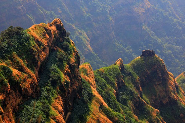 Top 30 Famous Hill Stations in India For an Enjoyable Vacation