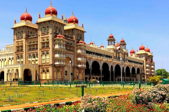 Top 15 Tourist Places in Karnataka with Details | I Fashion Styles