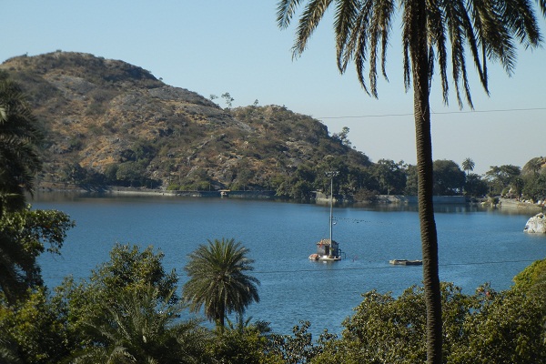 25 Major Lakes in India With Interesting Facts and Details | I Fashion Styles