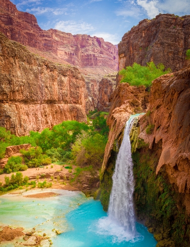 15 Best And Cheap Honeymoon Destinations Within 1-2 Lakh Budget