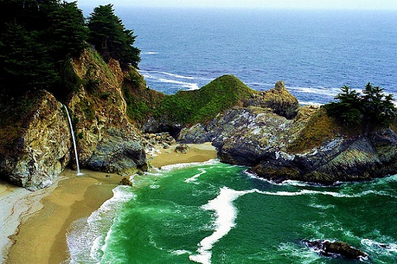 15 Best And Cheap Honeymoon Destinations Within 1-2 Lakh Budget