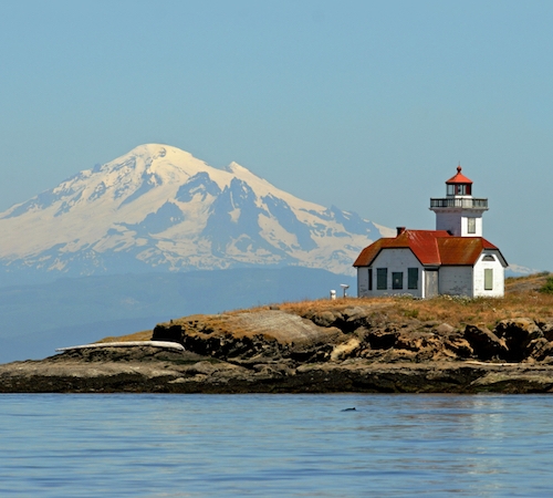 15 Best And Cheap Honeymoon Destinations Within 1-2 Lakh Budget