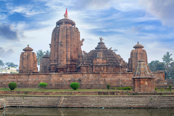 Top 10 Most Famous Temples In Bhubaneswar | I Fashion Styles