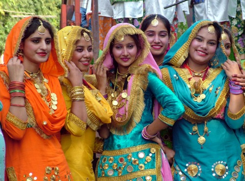 12 Top and Famous Festivals In Punjab 2023