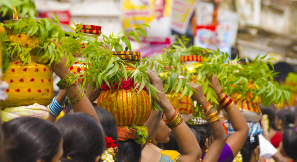 18 Famous Telangana Fairs and Festivals Names List 2025