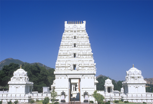 10 Most Famous Temples In America You Must Visit | I Fashion Styles