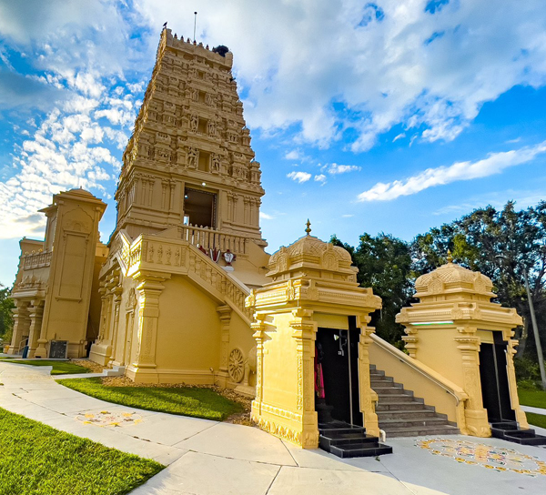 10 Most Famous Temples In America You Must Visit | I Fashion Styles