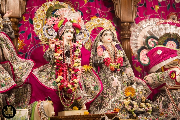 10 Most Famous Temples In America You Must Visit | I Fashion Styles